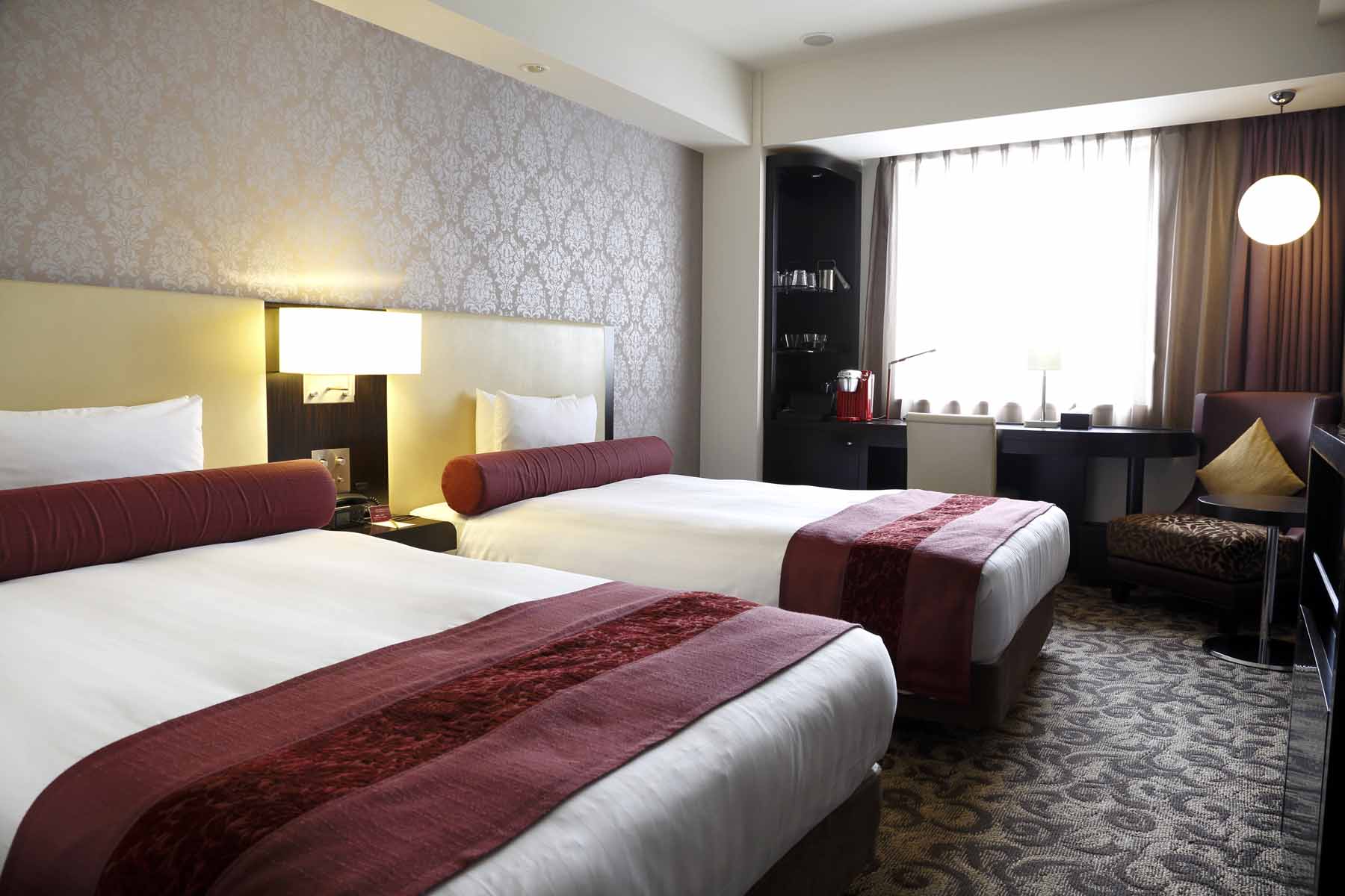 観光・ビジネス・記念日のご宿泊に 洗練されたシックな内装と異国情緒